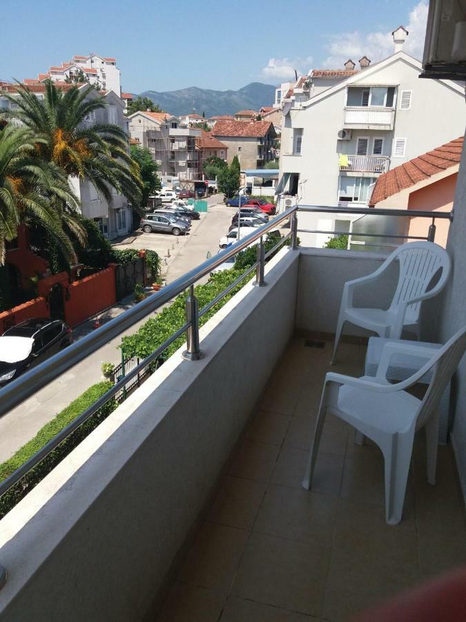 Mona&Mike Apartments Tivat Exterior foto